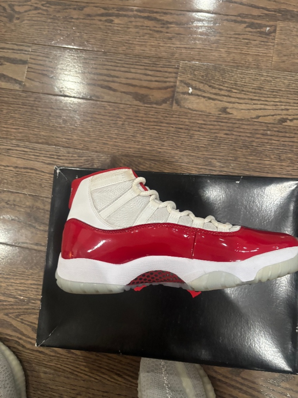 Jordan 11 carry